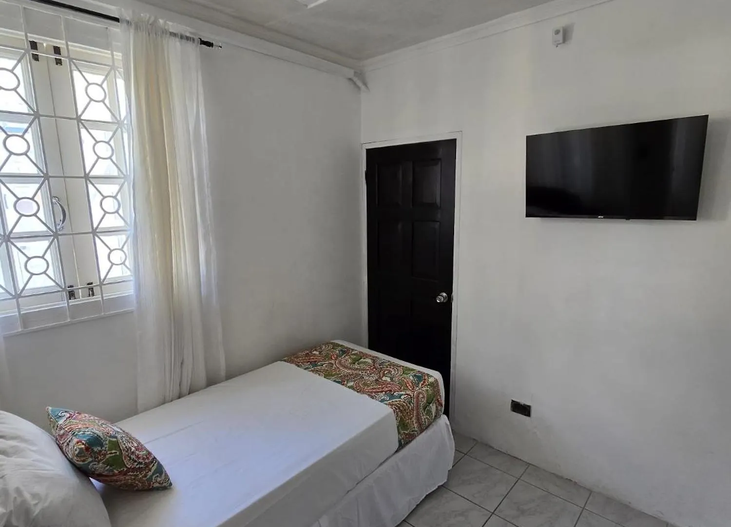 Paradise Palms Jamaica Vacation Rental Montego Bay 0*,  Jamaica
